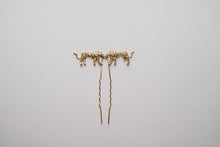 Load image into Gallery viewer, Assorted Hair Accessories Gift Set