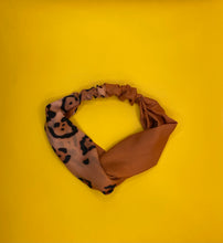 Load image into Gallery viewer, Leopard Print Satin Knotted Head Band
